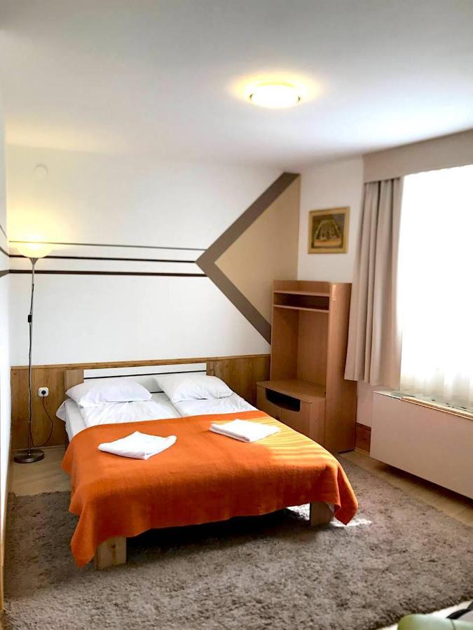 Art Eden Appartement Hajdúszoboszló Buitenkant foto